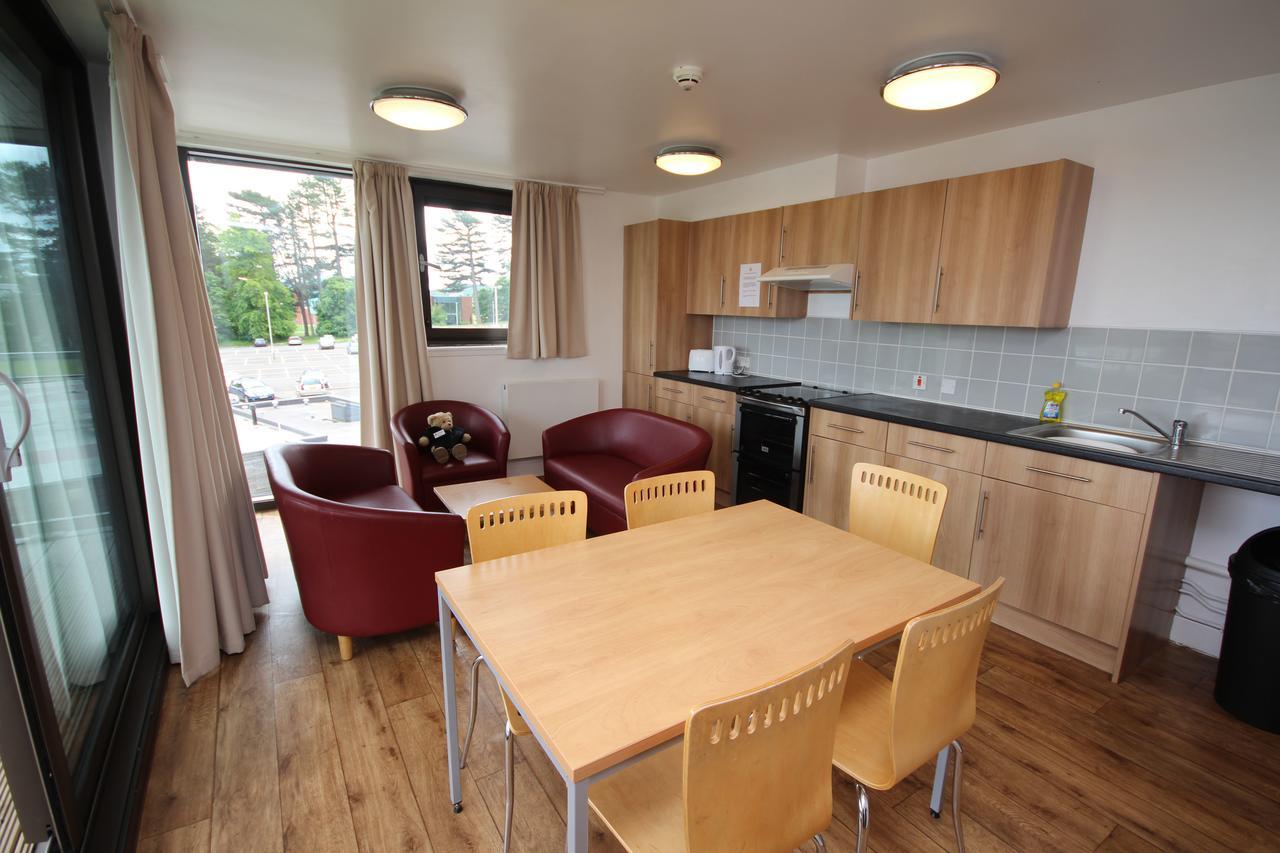 Perth Youth Hostel And Apartments Bagian luar foto